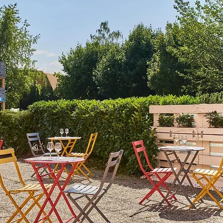 Hotel Kyriad Direct Ouest - Zénith 2*