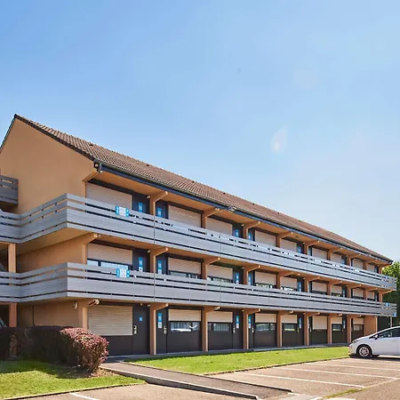 Kyriad Direct Ouest - Zénith Hotel 2*