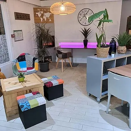 Kyriad Direct Ouest - Zénith