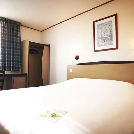 Kyriad Direct Ouest - Zénith 2* Strasbourg
