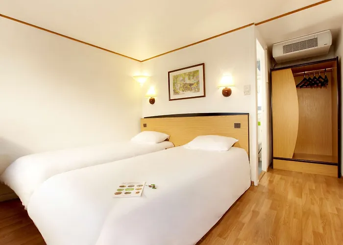 Kyriad Direct Ouest - Zenith Otel Strazburg