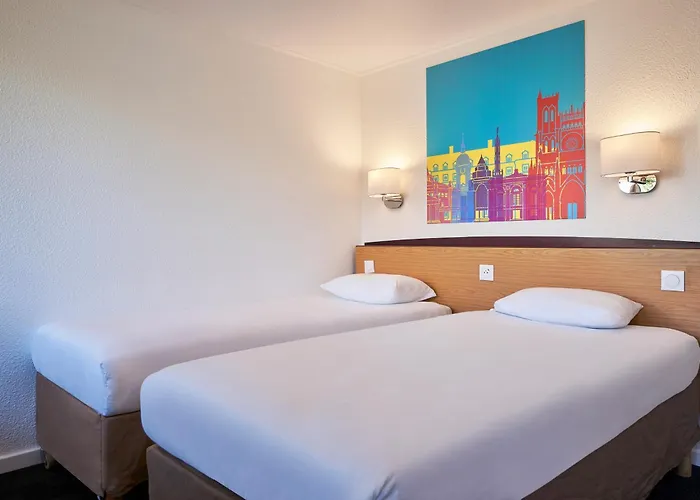 Otel Kyriad Direct Ouest - Zenith