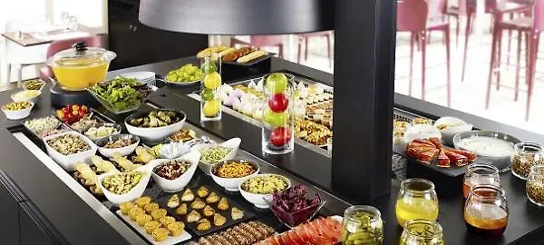 Kyriad Direct Ouest - Zenith 2* Strazburg