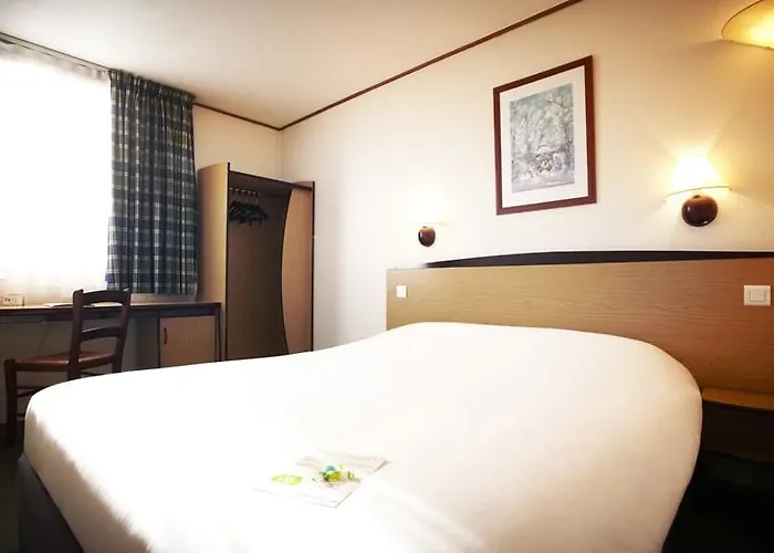 Kyriad Direct Ouest - Zenith 2* Strazburg