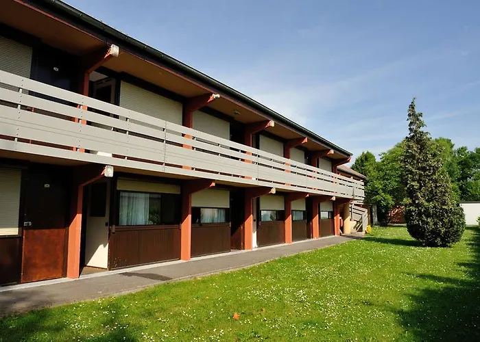 Kyriad Direct Ouest - Zenith Hotel