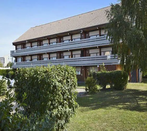 Kyriad Direct Ouest - Zenith Strasburg