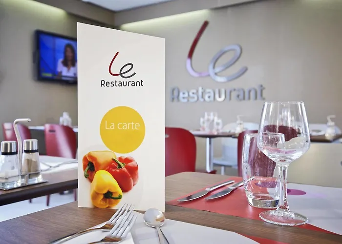 Kyriad Direct Ouest - Zenith Otel