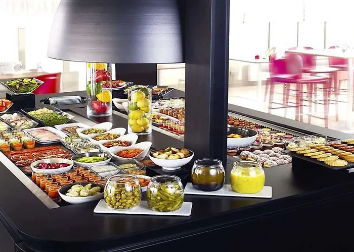 Otel Kyriad Direct Ouest - Zenith Strazburg