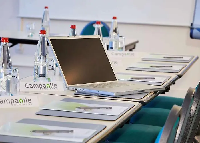 Otel Kyriad Direct Ouest - Zenith