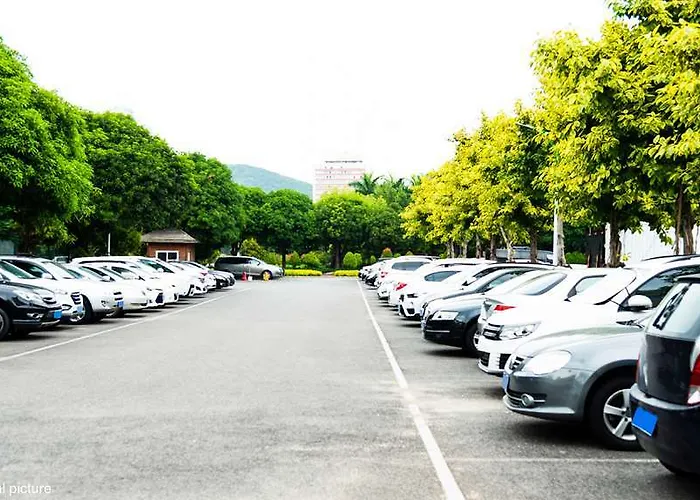 Kyriad Direct Ouest - Zenith