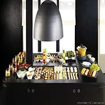 Kyriad Direct Ouest - Zenith 2*