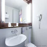 Hotel Kyriad Direct Ouest - Zenith